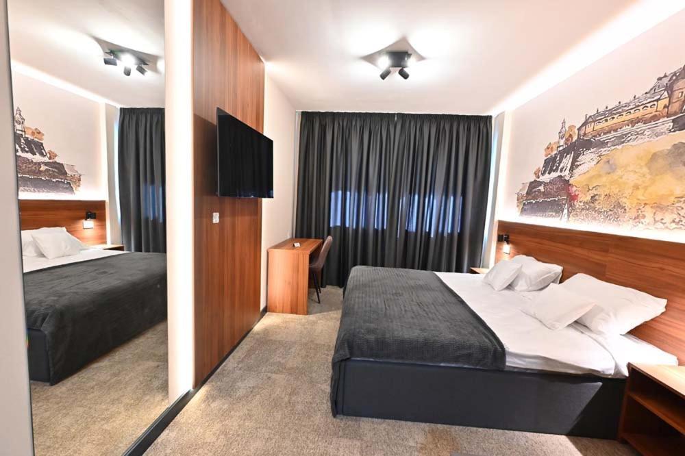 Tvrdjava Rooms - Νόβι Σαντ Εξωτερικό φωτογραφία
